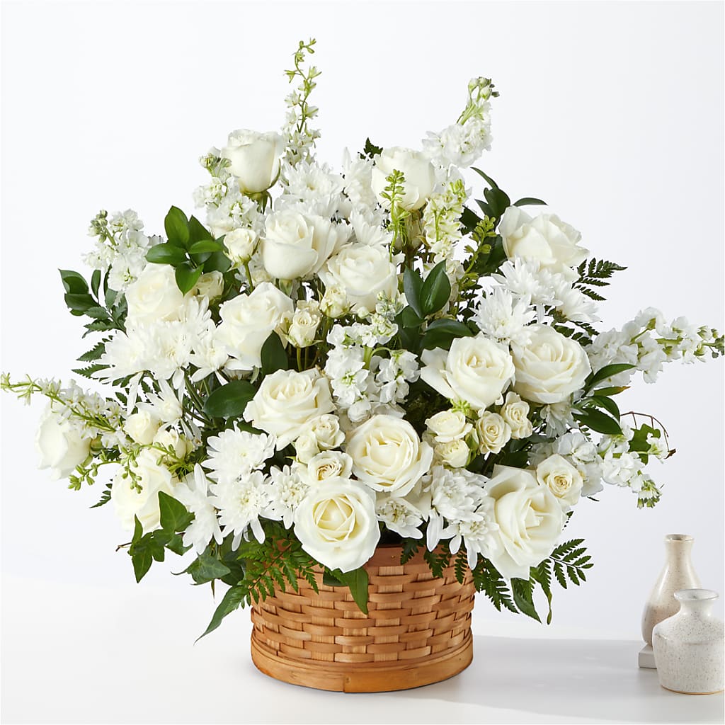 Heartfelt Condolences Arrangement – LANGE'S WOODLAND FLOWERS, Lemont IL