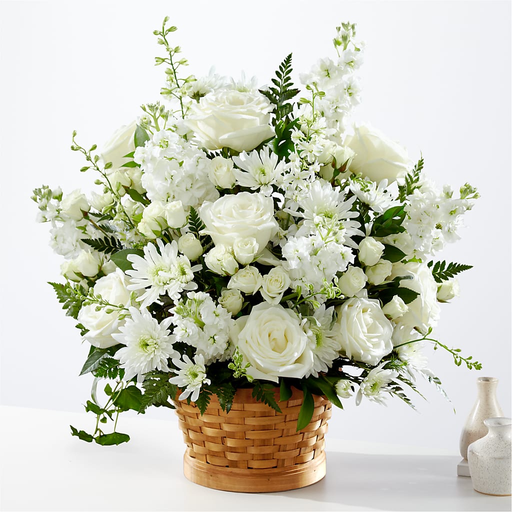 Heartfelt Condolences Arrangement – LANGE'S WOODLAND FLOWERS, Lemont IL